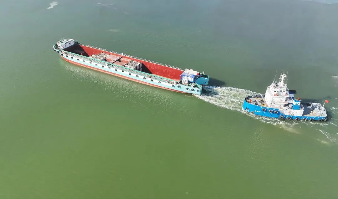 黄金水道”空箱调运顺遂完成首航，，，潍坊港区“海河联运”通道再添新动能